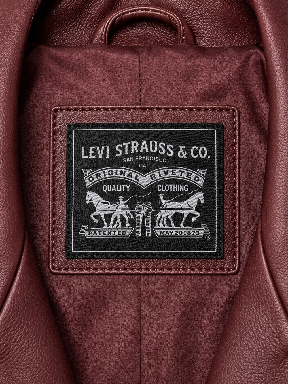 Levi's Women's Maroon Leather Jacket - Picture 3 of 3